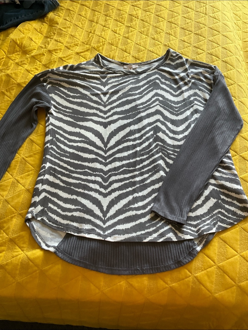 Como Vintage Womens Zebra Print Long Sleeve Ribbed Contrast Top Grey XL